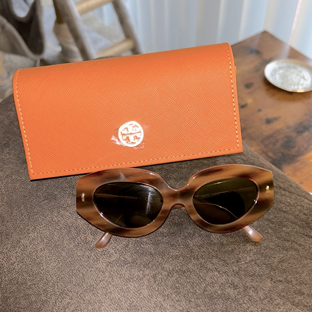 Tory Burch Sunglasses soft tortoiseshell style. Includes carrying case.